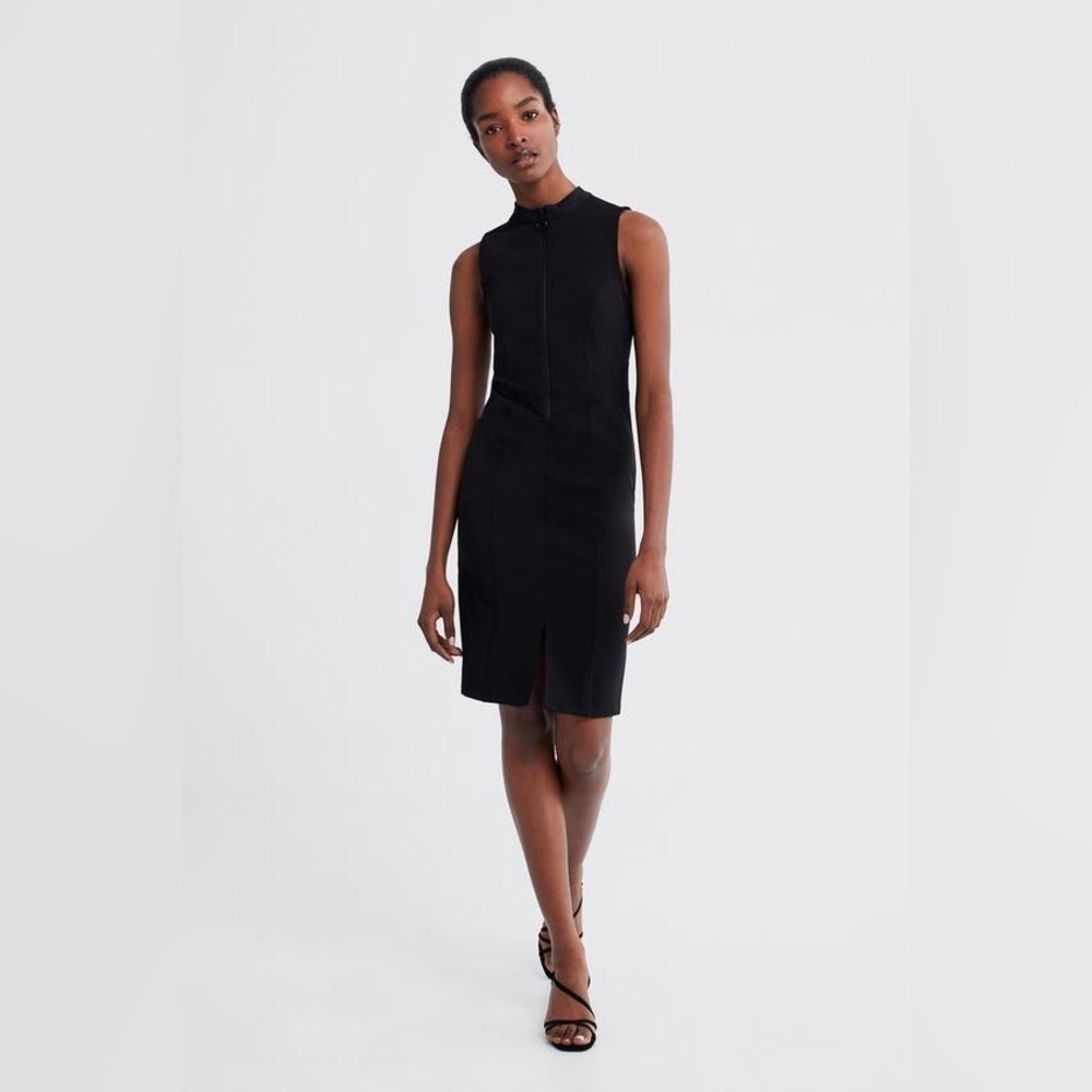 Zara Zip-Front Dress Black Solid
Sleeveless Sheath Front Slit Stretch
Size M